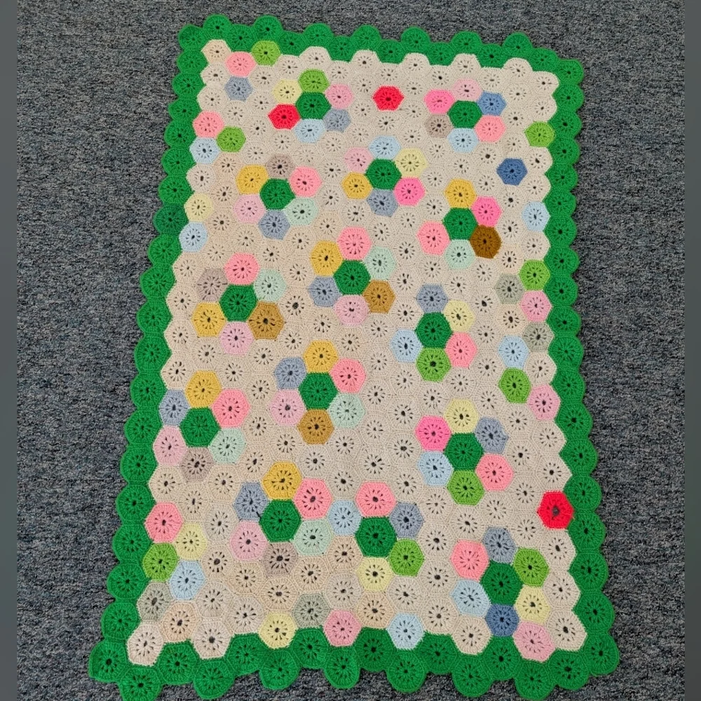 Vintage Handmade Honeycomb Crochet Granny Square Afghan Throw Blanket